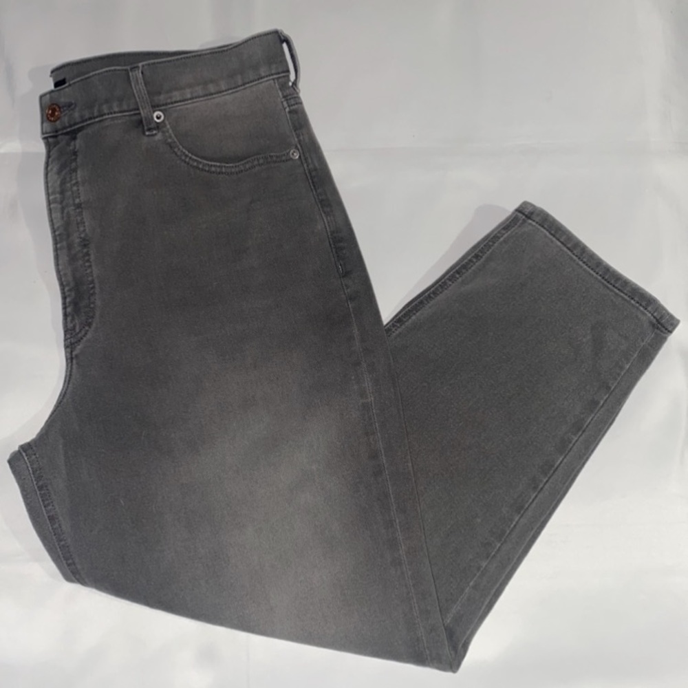 Express Gray Faded Denim Super High Rise Mom Jeans - Size 16